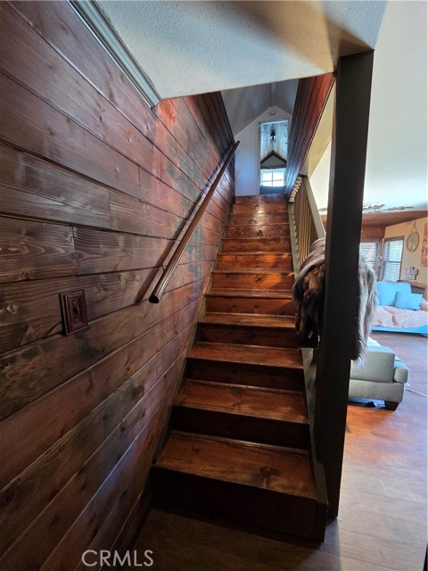 Detail Gallery Image 23 of 32 For 23553 Lake Dr, Crestline,  CA 92325 - 2 Beds | 2 Baths