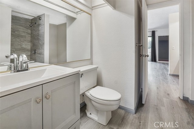 2220 E Chapman Avenue, Fullerton CA: https://media.crmls.org/medias/a6f661a1-6c52-4a2e-9bc3-e120234ac11c.jpg