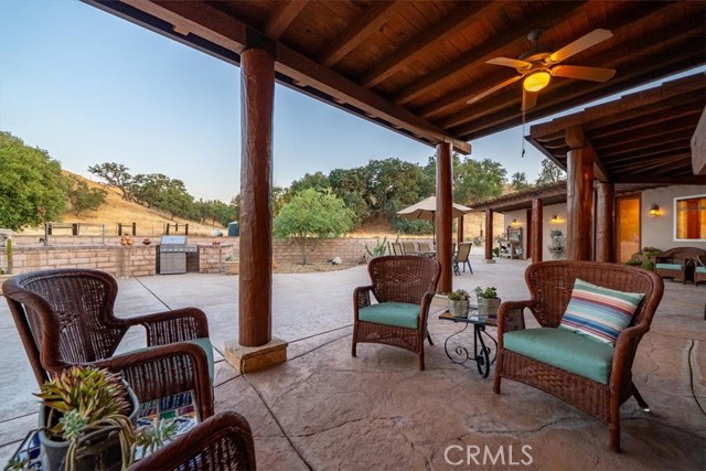 5085 Martingale Circle, San Miguel CA: https://media.crmls.org/medias/a6f6a47b-65f4-4e5f-9c9f-83e2f38c7bdb.jpg