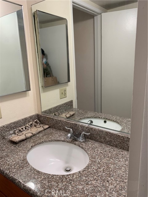 Detail Gallery Image 9 of 13 For 23647 Golden Springs Dr #G3,  Diamond Bar,  CA 91765 - 2 Beds | 1 Baths