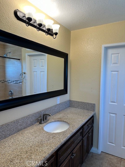 Detail Gallery Image 9 of 12 For 15215 Avis Ave, Lawndale,  CA 90260 - 3 Beds | 3 Baths