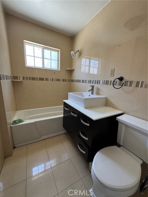 1442 E 76TH Place, Los Angeles CA: https://media.crmls.org/medias/a6f727e6-714f-485e-ae37-3aedf6936200.jpg