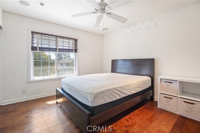 23900 Darbun Drive, Newhall CA: https://media.crmls.org/medias/a6f7b208-fa2b-4da8-82f1-6d753533039e.jpg