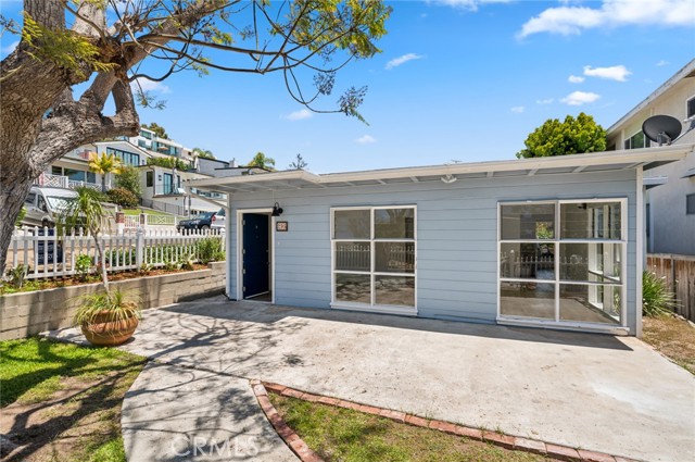Detail Gallery Image 30 of 31 For 295 Wave St, Laguna Beach,  CA 92651 - 3 Beds | 3 Baths