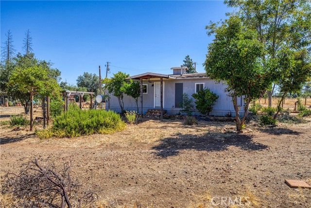15000 Gray Pine Road, Lower Lake CA: https://media.crmls.org/medias/a6f8f2b7-6f5d-4a85-9ead-4a30086033eb.jpg