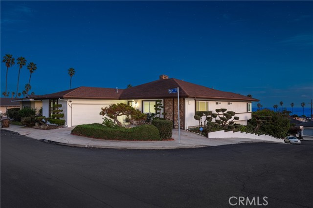 1741 Perch Street, San Pedro CA: https://media.crmls.org/medias/a6f93a39-ac93-44c2-beef-abef79c1a10a.jpg