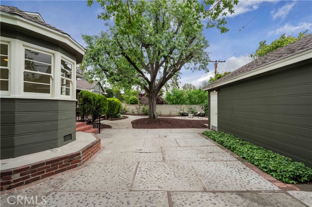 3500 Grayburn Road, Pasadena CA: https://media.crmls.org/medias/a6f9d725-d27f-4dcc-b0fa-607664b9e93c.jpg