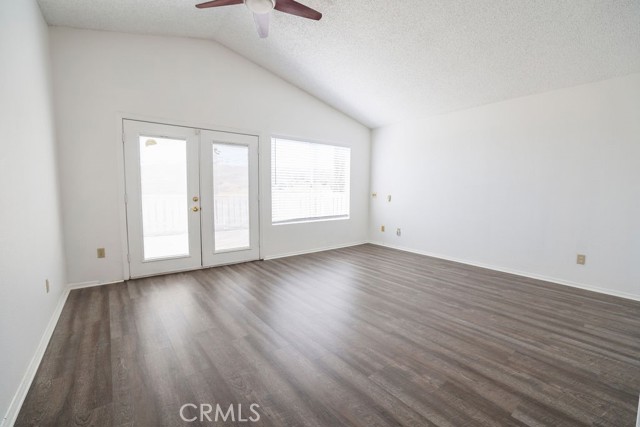 Image 32 of 58 For 11659 Valle Lindo