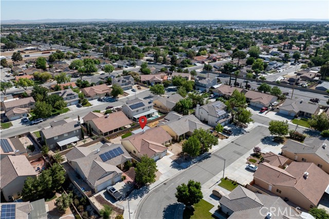 2041 Kalliope Avenue, Lancaster CA: https://media.crmls.org/medias/a6faf2e8-0a83-43b5-857d-ee0c910bf083.jpg