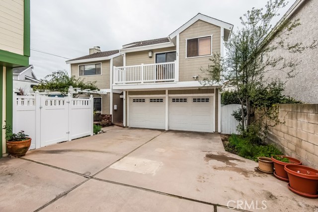 2016 Dufour Avenue, Redondo Beach, California 90278, 3 Bedrooms Bedrooms, ,2 BathroomsBathrooms,Residential,Sold,Dufour,SB17040386