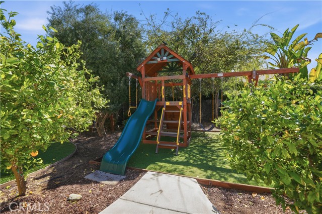 Detail Gallery Image 40 of 40 For 37686 Golden Eagle Ave, Murrieta,  CA 92563 - 4 Beds | 3/1 Baths