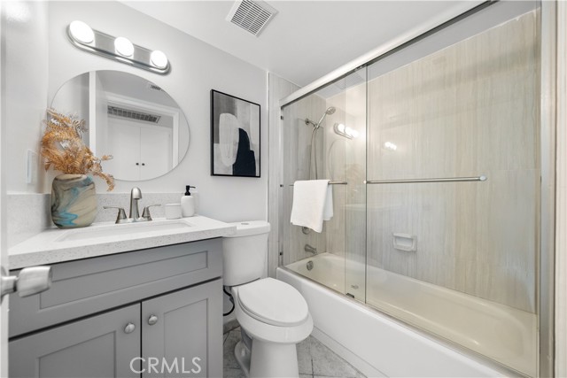 Detail Gallery Image 13 of 19 For 313 S Almansor St #9,  Alhambra,  CA 91801 - 2 Beds | 1/1 Baths