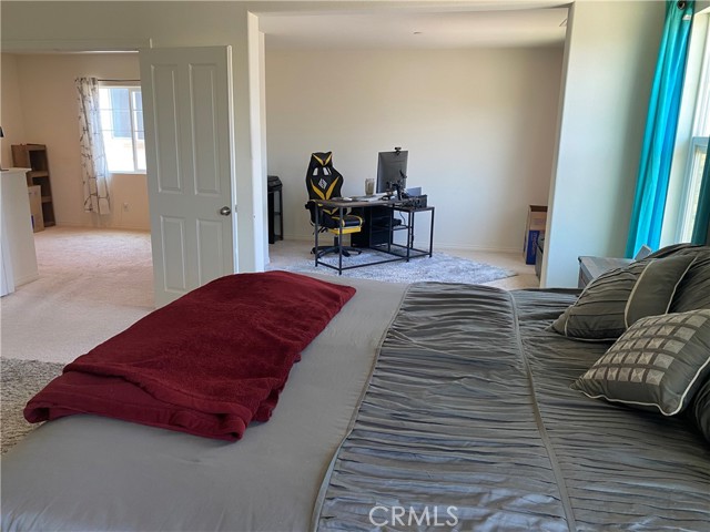 17620 Comfrey Drive, San Bernardino CA: https://media.crmls.org/medias/a6fd2d14-2ed7-4f6f-b13d-5b05f43f1e4b.jpg