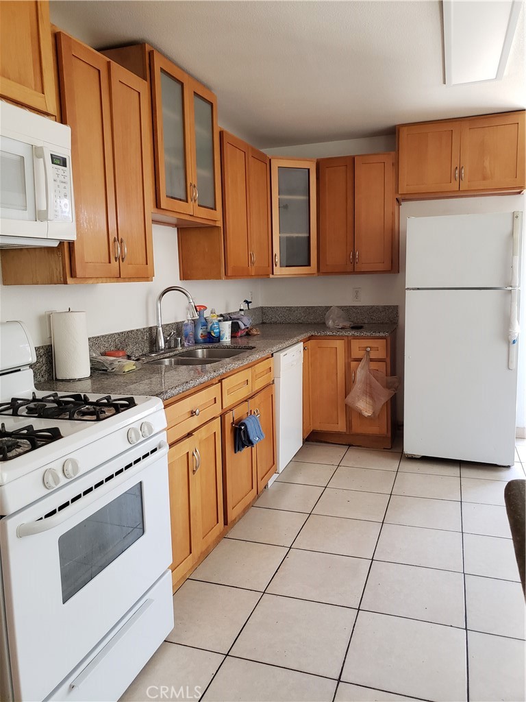 12314 Fidel Avenue