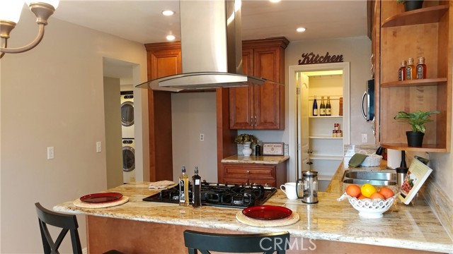 12700 Newport Avenue, Tustin CA: https://media.crmls.org/medias/a6fd6633-e112-4fcc-9d80-c81f6af728f0.jpg
