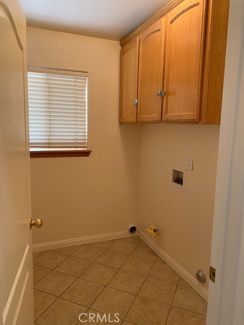 15805 Muscatel Street, Hesperia CA: https://media.crmls.org/medias/a6fdd68f-afe8-477b-92da-6fa18e1ec9e2.jpg