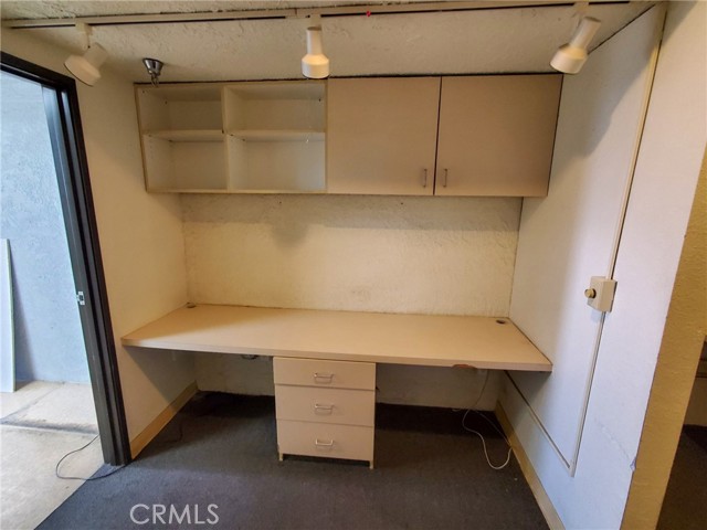18523 Corwin Road, Apple Valley, California 92307, ,Commercial Lease,For Rent,18523 Corwin Road,CRHD25036061