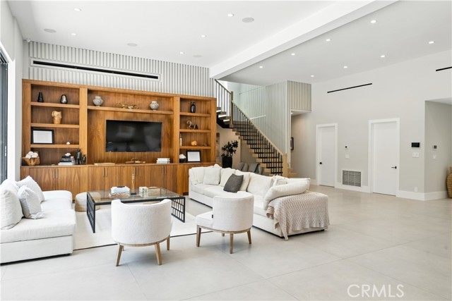 4609 Louise Avenue, Encino CA: https://media.crmls.org/medias/a6fefad1-987f-4b94-8e47-6df40ee6e4c7.jpg
