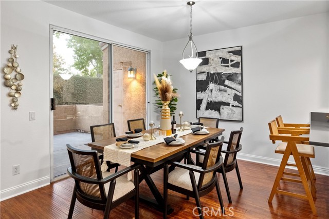 19431 Rue De Valore, Lake Forest CA: https://media.crmls.org/medias/a6ffcdf2-392d-4539-bed7-c477114878be.jpg