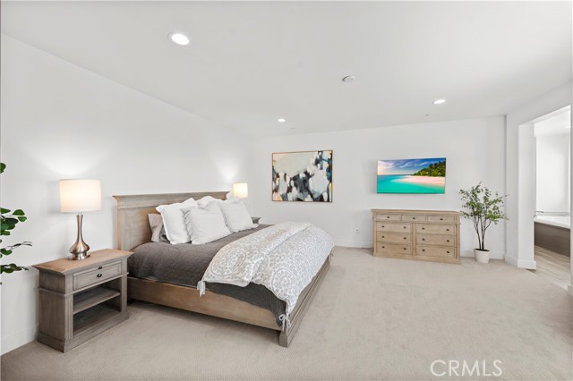 Detail Gallery Image 40 of 55 For 305 Costa Bella Ct, Costa Mesa,  CA 92627 - 4 Beds | 4/1 Baths