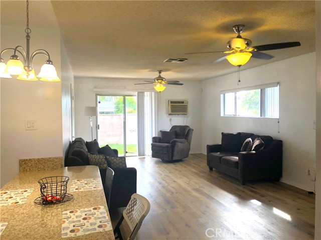 Detail Gallery Image 14 of 42 For 8808 Olive, Bellflower,  CA 90706 - 3 Beds | 2 Baths