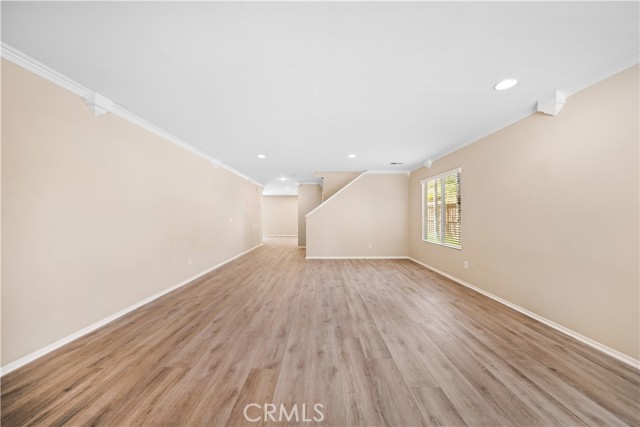 Detail Gallery Image 3 of 44 For 32057 Meadow Wood Ln, Lake Elsinore,  CA 92532 - 4 Beds | 2/1 Baths