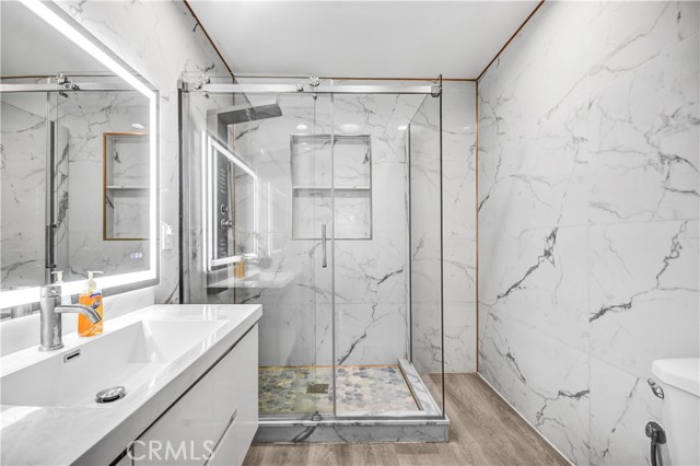 12811 Oaks Avenue, Chino CA: https://media.crmls.org/medias/a7012d17-8484-49b4-9bd7-751e22b5be2c.jpg