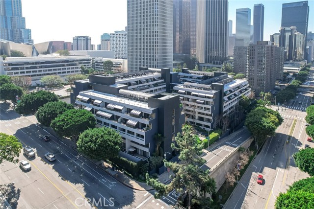 Detail Gallery Image 1 of 1 For 880 W 1st St #317,  Los Angeles,  CA 90012 - 2 Beds | 3 Baths