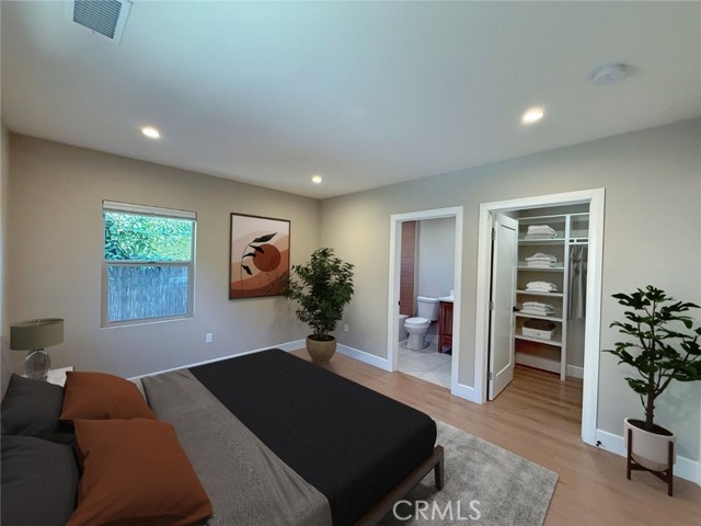 Detail Gallery Image 3 of 31 For 2953 S Bronson, Los Angeles,  CA 90018 - 3 Beds | 2 Baths