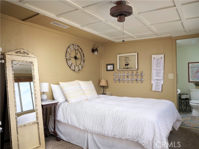 Air BnB bedroom