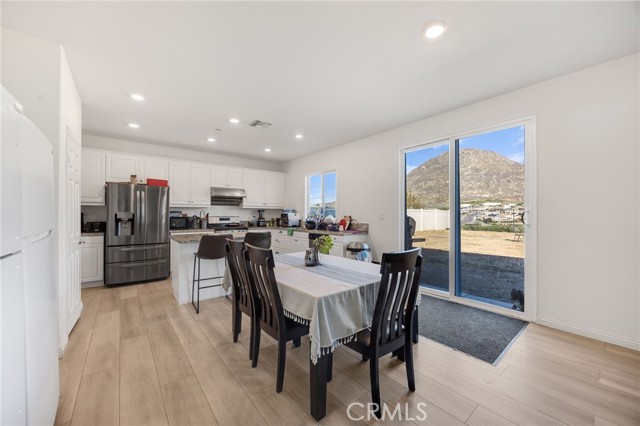 Detail Gallery Image 3 of 35 For 21192 Telegraph, Riverside,  CA 92507 - 6 Beds | 4 Baths