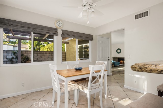 Detail Gallery Image 15 of 42 For 5573 E Vista Del Rio, Anaheim,  CA 92807 - 2 Beds | 2/1 Baths