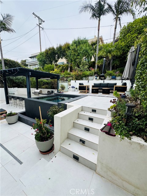 Detail Gallery Image 11 of 12 For 8144 Zitola, Playa Del Rey,  CA 90293 - 4 Beds | 4 Baths