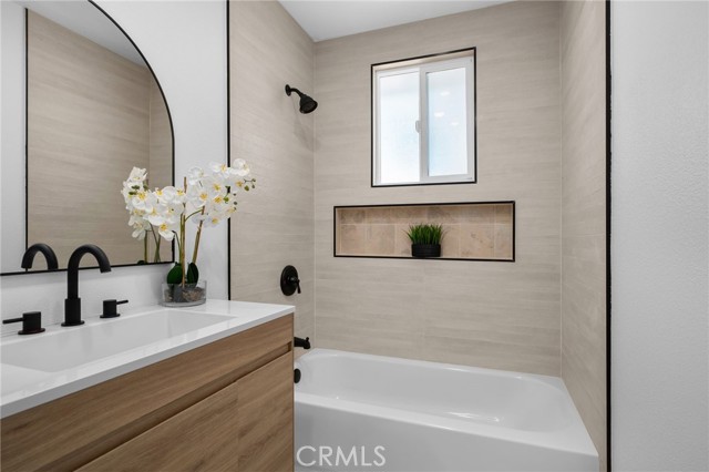 Detail Gallery Image 16 of 22 For 509 S Glenarbor, Santa Ana,  CA 92704 - 3 Beds | 2 Baths