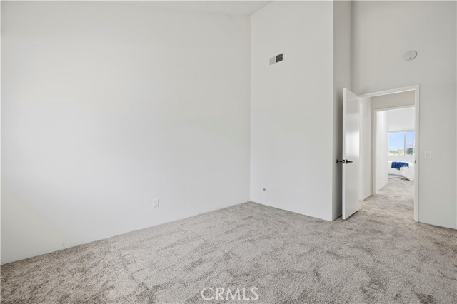 25273 Avenida Dorena, Newhall CA: https://media.crmls.org/medias/a704719e-34d5-4cf4-8761-0847f9e5b374.jpg