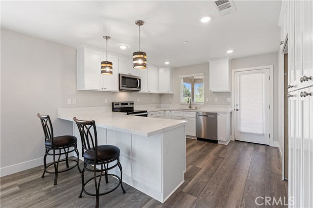 Detail Gallery Image 12 of 59 For 6018 William St, Riverside,  CA 92504 - – Beds | – Baths
