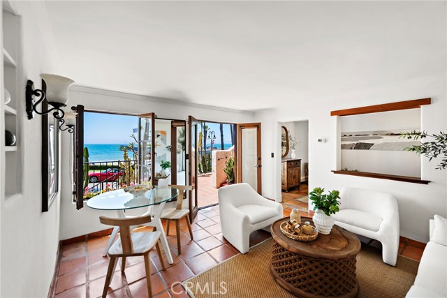606 Avenida Victoria, San Clemente CA: https://media.crmls.org/medias/a7058d36-d079-4537-a8a1-798a3abb0ea2.jpg