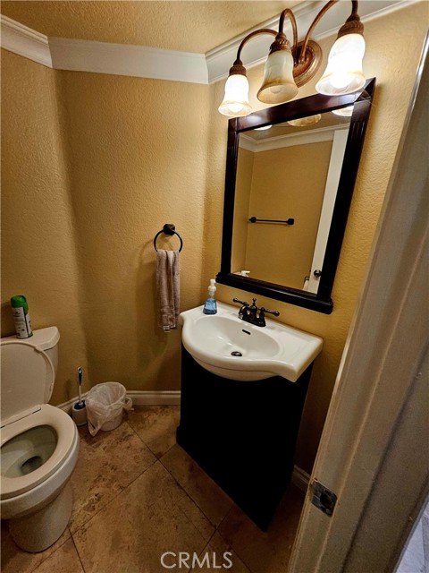 Detail Gallery Image 10 of 20 For 1400 Pacific Coast #104,  Huntington Beach,  CA 92648 - 2 Beds | 2/1 Baths