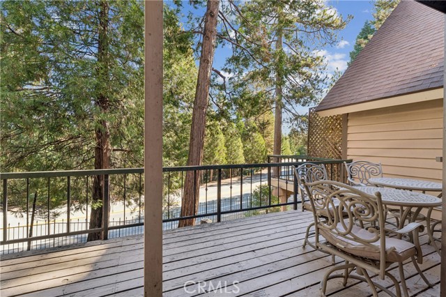 27496 White Fir Drive, Lake Arrowhead, CA 92352