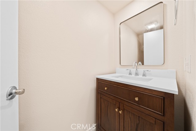 Detail Gallery Image 13 of 29 For 3 El Vado Dr, Rancho Santa Margarita,  CA 92688 - 3 Beds | 2/1 Baths