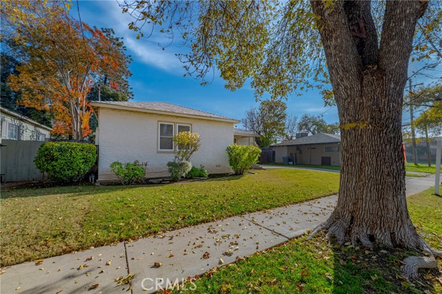 Detail Gallery Image 3 of 41 For 2436 3rd, Merced,  CA 95340 - 3 Beds | 2 Baths