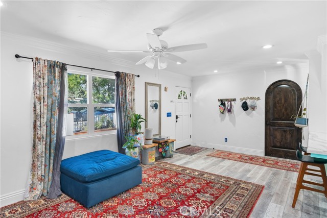 Detail Gallery Image 15 of 35 For 1130 Hutash St, Santa Barbara,  CA 93103 - 2 Beds | 1/1 Baths