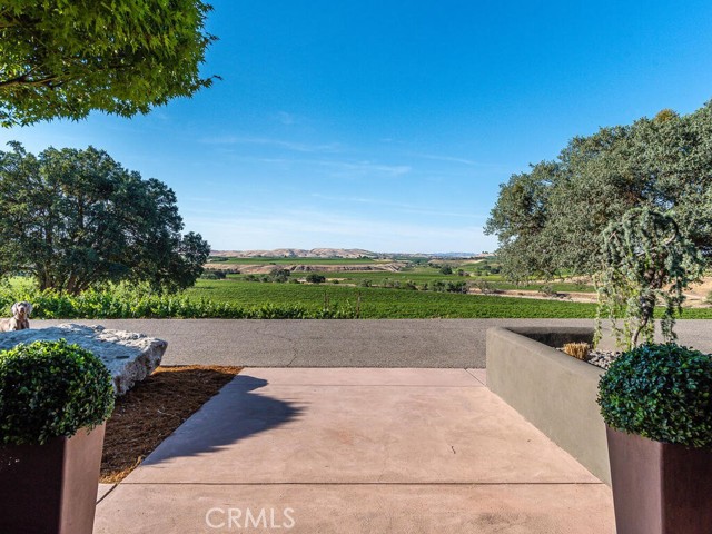 Detail Gallery Image 40 of 74 For 7790 Airport Rd, Paso Robles,  CA 93446 - 6 Beds | 5/2 Baths