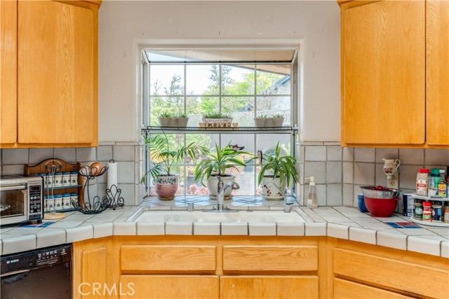 585 Via Mira Valle, Nipomo CA: https://media.crmls.org/medias/a70723fb-ed60-435c-bedc-f3ca4cd76180.jpg