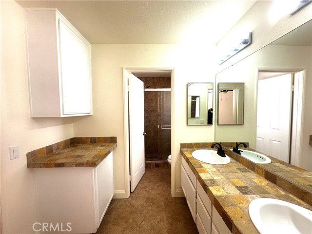 Detail Gallery Image 19 of 23 For 12433 Kokomo Cir, Victorville,  CA 92392 - 4 Beds | 3 Baths