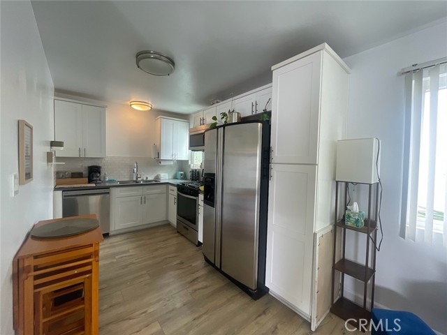 Detail Gallery Image 2 of 20 For 2703 Curtis Ave #7,  Redondo Beach,  CA 90278 - 1 Beds | 1 Baths