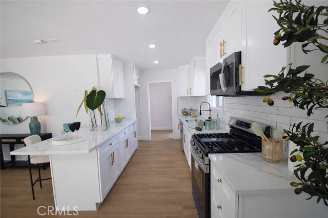 Detail Gallery Image 16 of 45 For 4618 Maurie, Santa Ana,  CA 92703 - 3 Beds | 2 Baths