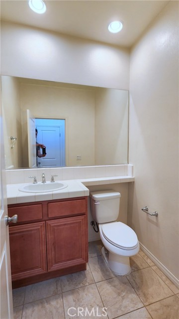 Detail Gallery Image 24 of 29 For 8387 Fall Creek Dr, Corona,  CA 92880 - 4 Beds | 2/1 Baths
