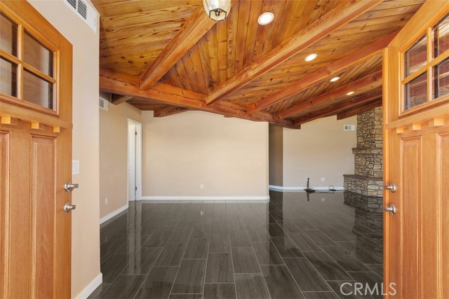 37789 Avenida La Cresta, Murrieta CA: https://media.crmls.org/medias/a70a7083-e96b-4992-9bf5-05944152884f.jpg