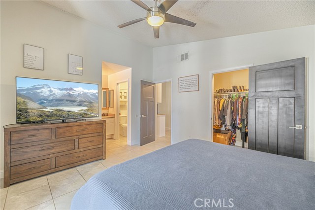 Detail Gallery Image 9 of 17 For 3341 Discovery Way, Rosamond,  CA 93560 - 3 Beds | 2 Baths